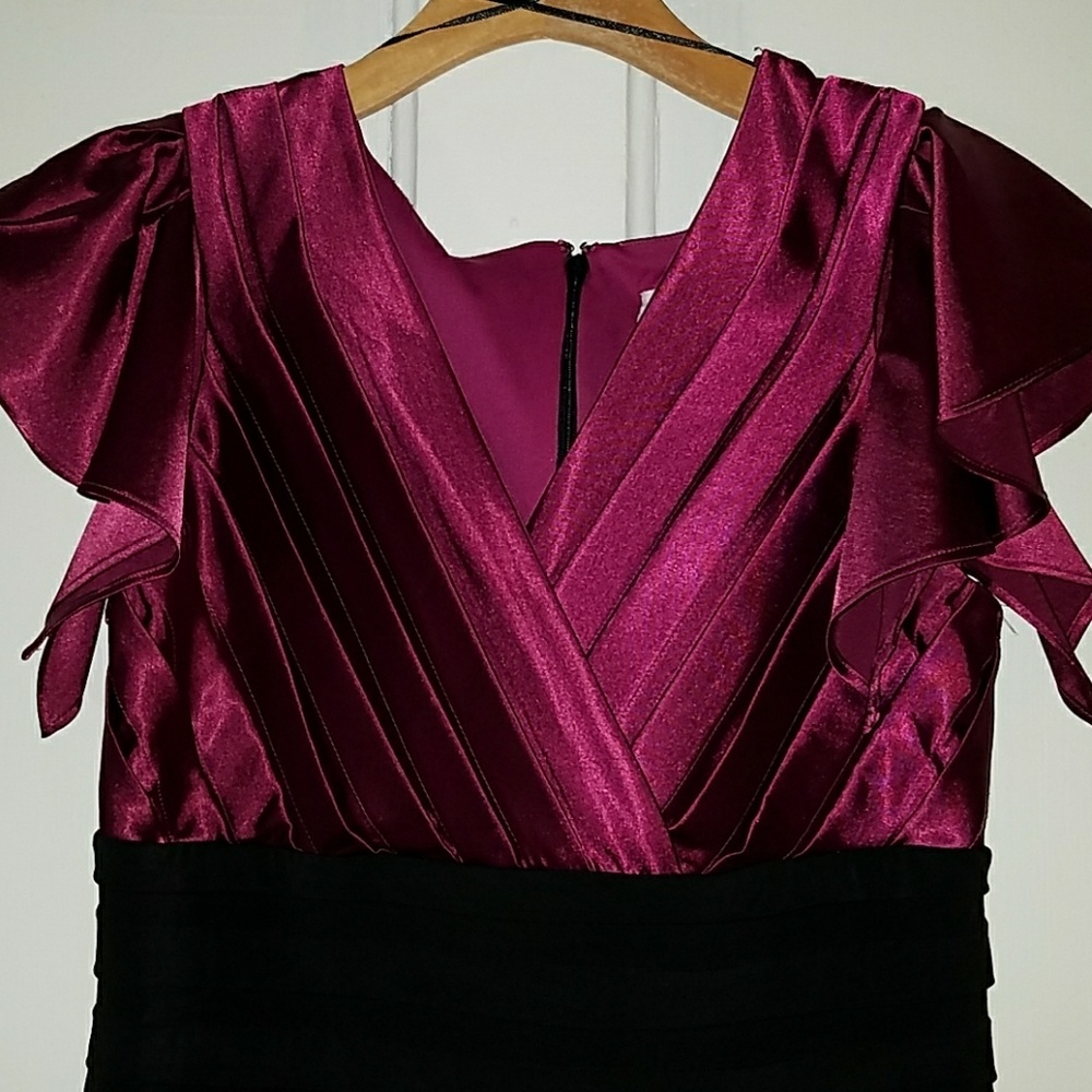 Dress - Picture 2 of 4